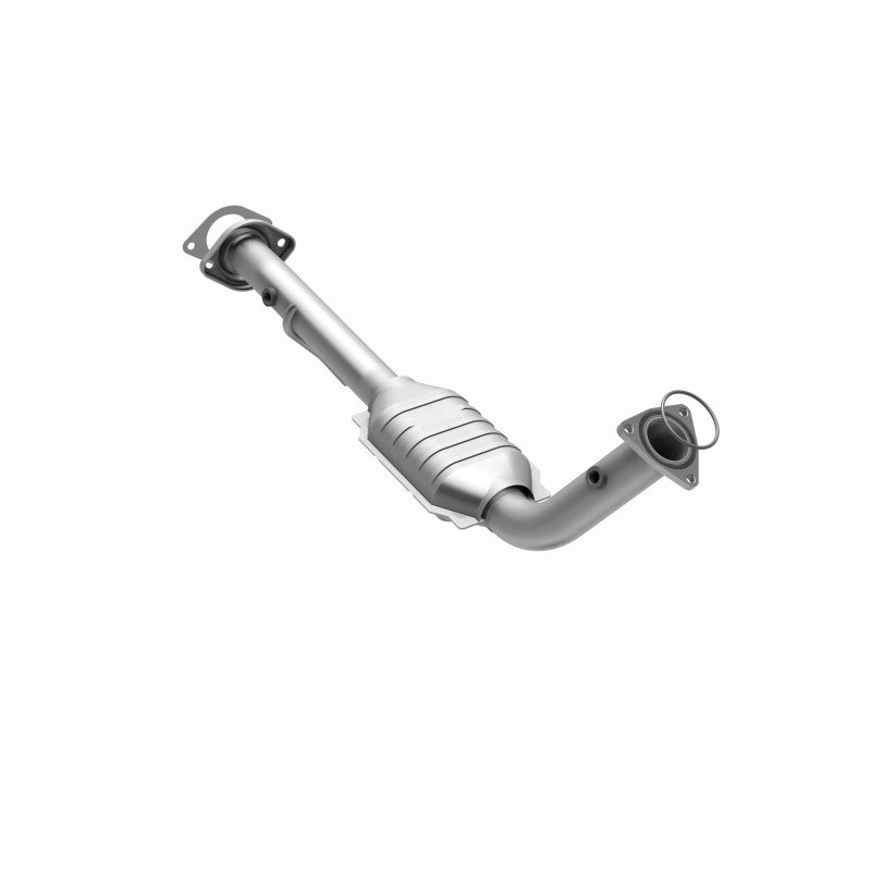 Magnaflow DF Direct-Fit Catalytic Converter for 02-06 Cadillac Escalade / 02-06 GM Yukon (Inc Denali) 6.0L P/S