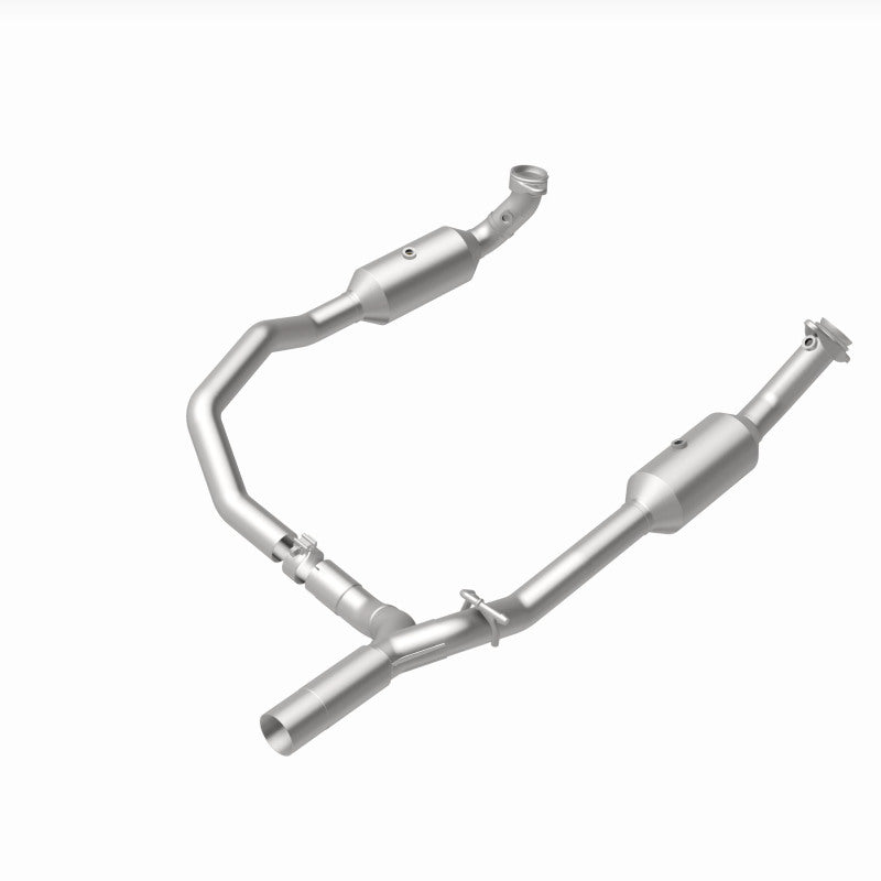 Magnaflow Direct Fit Catalytic Converter 280014 for 17-18 Ford E-350 6.8L - OneFastShop