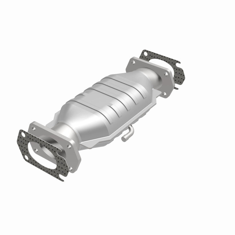 Magnaflow Catalytic Converter with Mandrel-Bent Tubing for GM Vehicles - OneFastShop