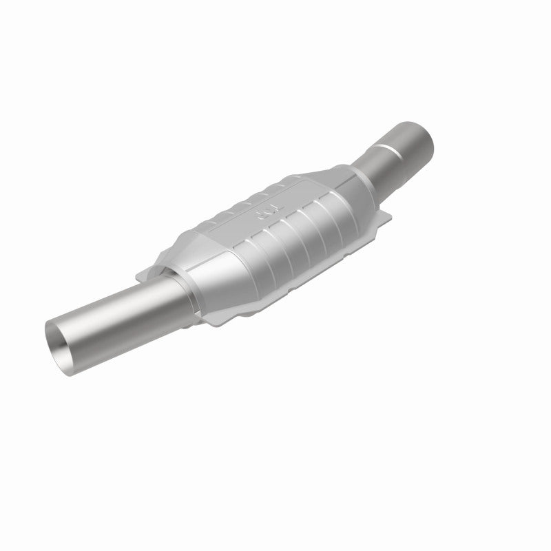 Magnaflow Conv DF GM 25inch x 7inch x 4inch 2.5/2.5inch Compatible with 1975-1986 Chevrolet C10/K10 and GMC C15/C1500