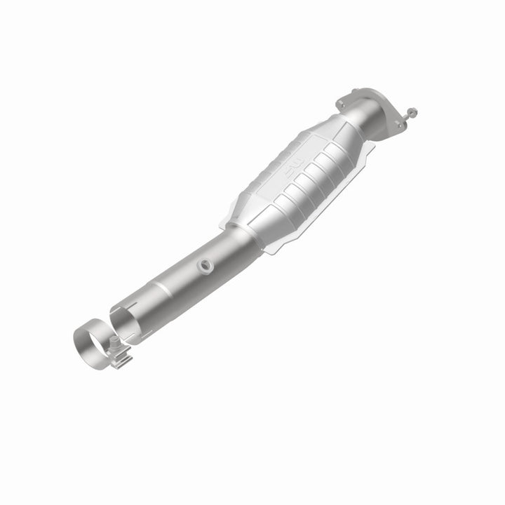 Magnaflow Catalytic Converter DF 6L Passenger Side for GM 2500 01-02 - OneFastShop