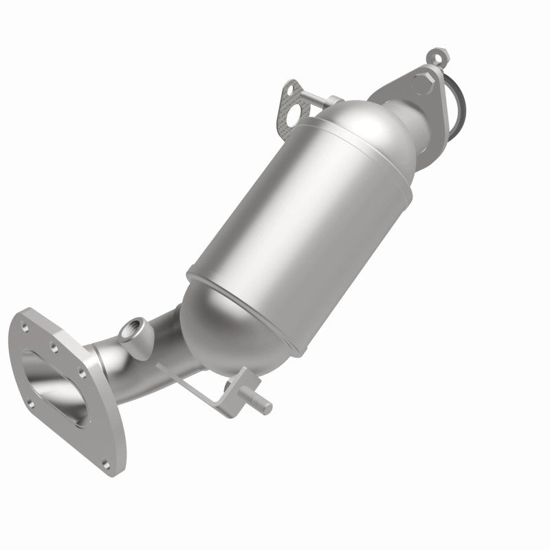 Magnaflow OEM Grade Federal/EPA Compliant Catalytic Converter for Lexus RX 350h V6-3.5