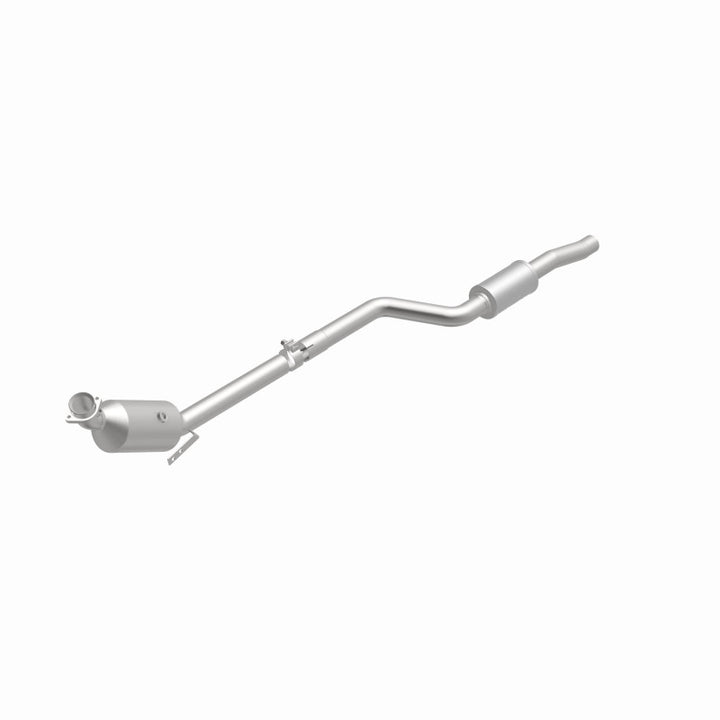 Magnaflow OEM Grade Direct Fit Catalytic Converter for Mercedes-Benz C300 3.0L 11-12