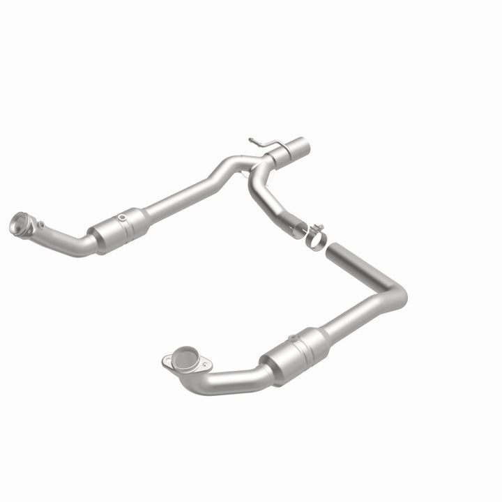 Magnaflow Direct-Fit Catalytic Converter CARB Compliant for 2009-2014 Ford E-150 E-250 E-350 Super Duty - OneFastShop