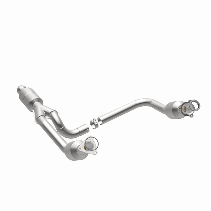 Magnaflow Direct-Fit Catalytic Converter for 14-16 GMC Sierra 1500 V6 4.3L - OneFastShop
