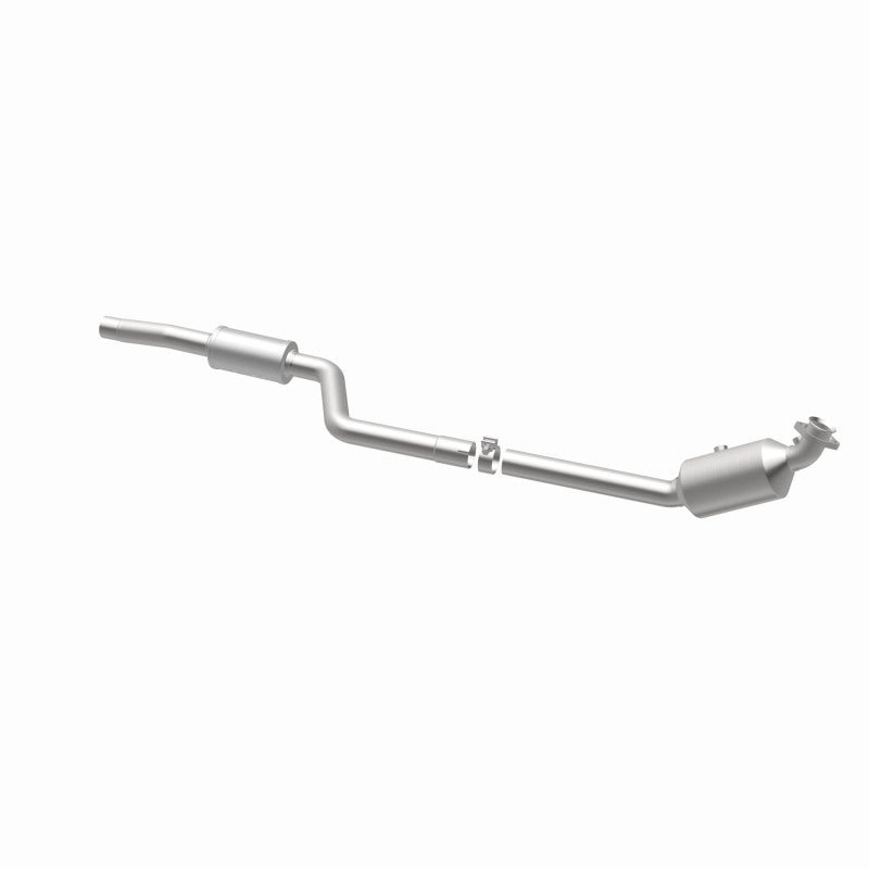 Magnaflow OEM Grade Direct Fit Catalytic Converter for Mercedes-Benz C300 3.0L 11-12