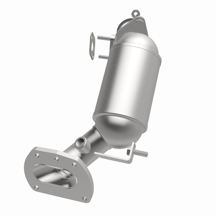 Magnaflow OEM Grade Federal/EPA Compliant Catalytic Converter for Lexus RX 350h V6-3.5