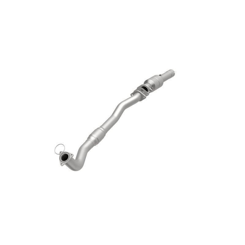 Magnaflow Catalytic Converter DF 01-02 2500HD 8.1L Passenger Side Compatible with 2002 Chevrolet Silverado 2500 HD and GMC Sierra 2500 HD - OneFastShop