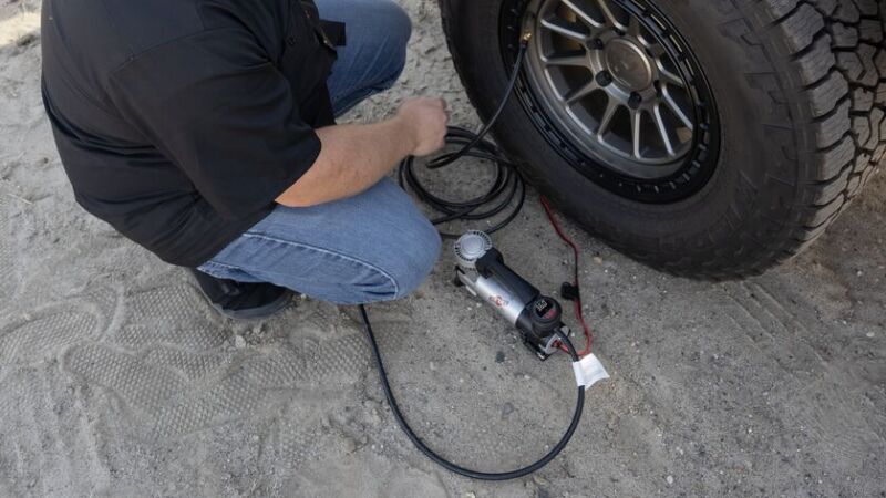Air Lift Digital Portable Compressor with 120 PSI Gauge