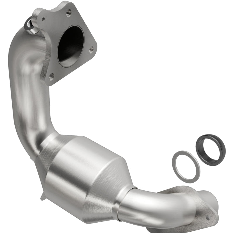 MagnaFlow Underbody Catalytic Converter - Nissan Juke / Sentra 2011-2019