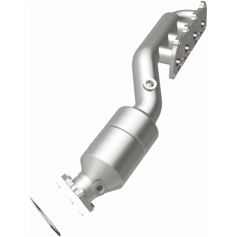 Magnaflow Direct-Fit Catalytic Converter 02-04 VW Passat 4.0L - OneFastShop