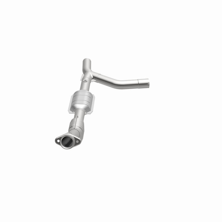 MagnaFlow Conv DF Direct-Fit Catalytic Converter for 2000–2004 Ford E150 4.6L Passenger Side - OneFastShop