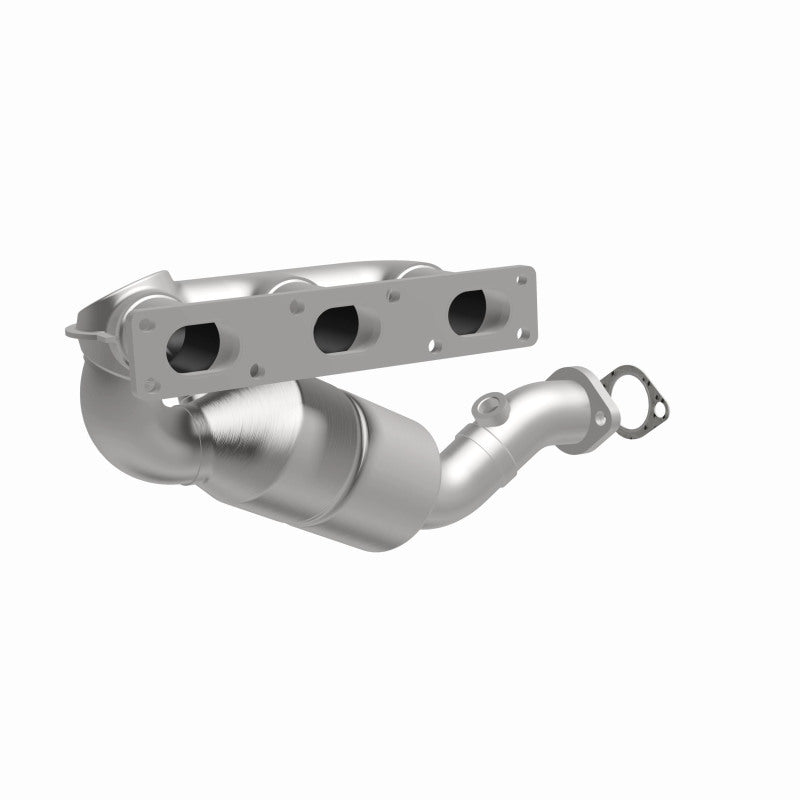 Magnaflow Direct-Fit Catalytic Converter BMW 528i 99-00 Rear - OneFastShop