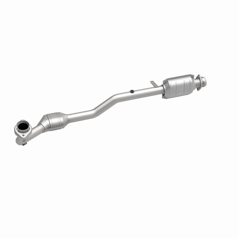 Magnaflow Direct Fit Catalytic Converter 99-01 Ford Explorer 5.0L - OneFastShop