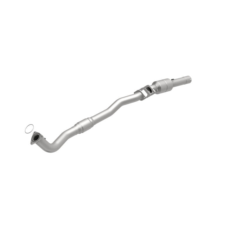 Magnaflow Catalytic Converter DF 01-02 2500HD 8.1L Passenger Side Compatible with 2002 Chevrolet Silverado 2500 HD and GMC Sierra 2500 HD - OneFastShop
