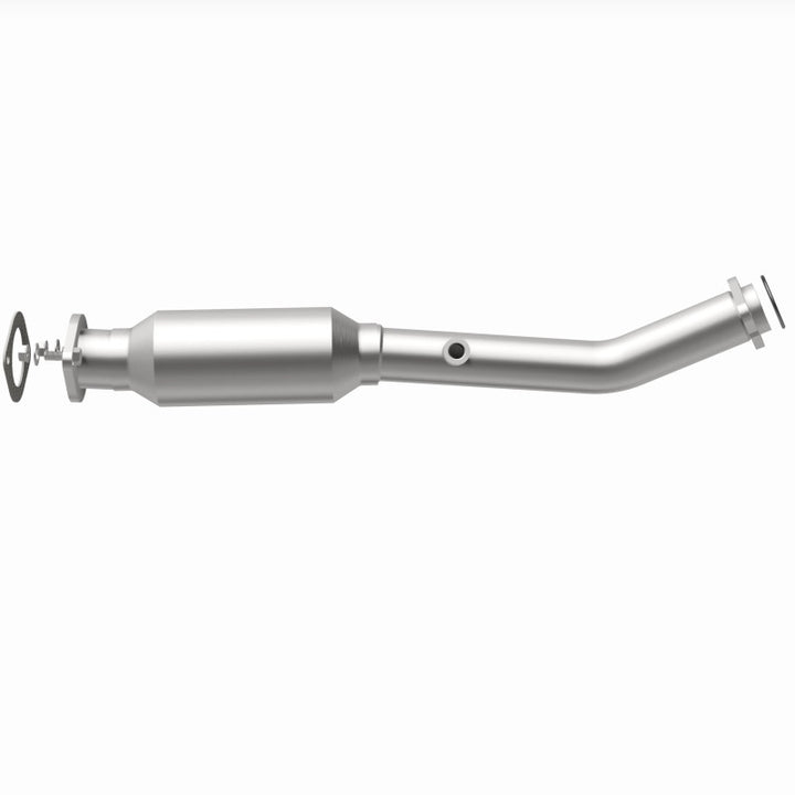 Magnaflow Direct Fit Converter for Nissan Titan 5.6L 05-06