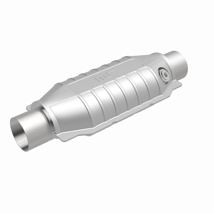 MagnaFlow Conv Univ 2.25inch w/ single O2 - Easy Install