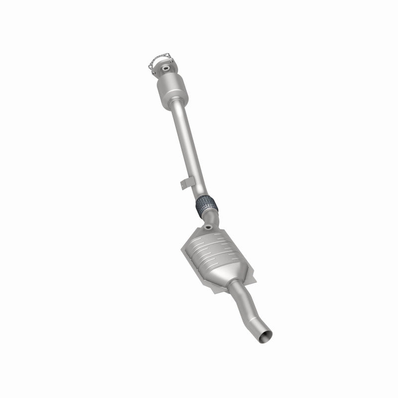 Magnaflow Direct-Fit Catalytic Converter for 2000-2005 Volkswagen Passat 2.8L