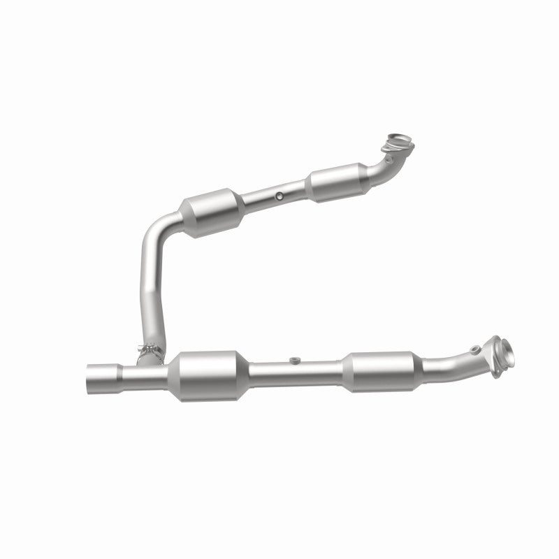 Magnaflow Direct Fit Catalytic Converter for 05-08 Ford E-350 Super Duty 5.4L - OneFastShop