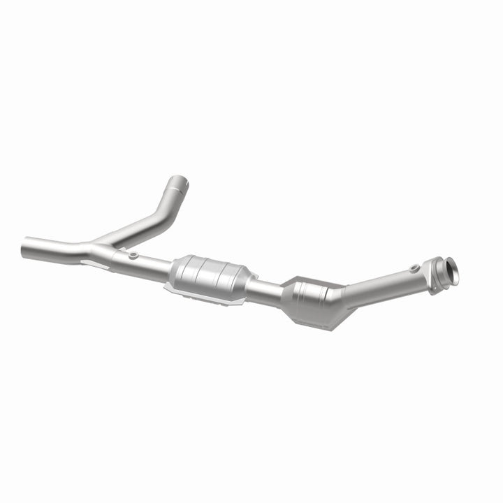 MagnaFlow Conv DF Direct-Fit Catalytic Converter for 2000–2004 Ford E150 4.6L Passenger Side - OneFastShop