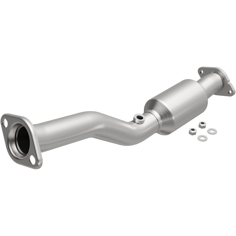 MagnaFlow Federal Underbody Direct-Fit Catalytic Converter - Nissan Cube / Sentra 1.8L 2011-2019