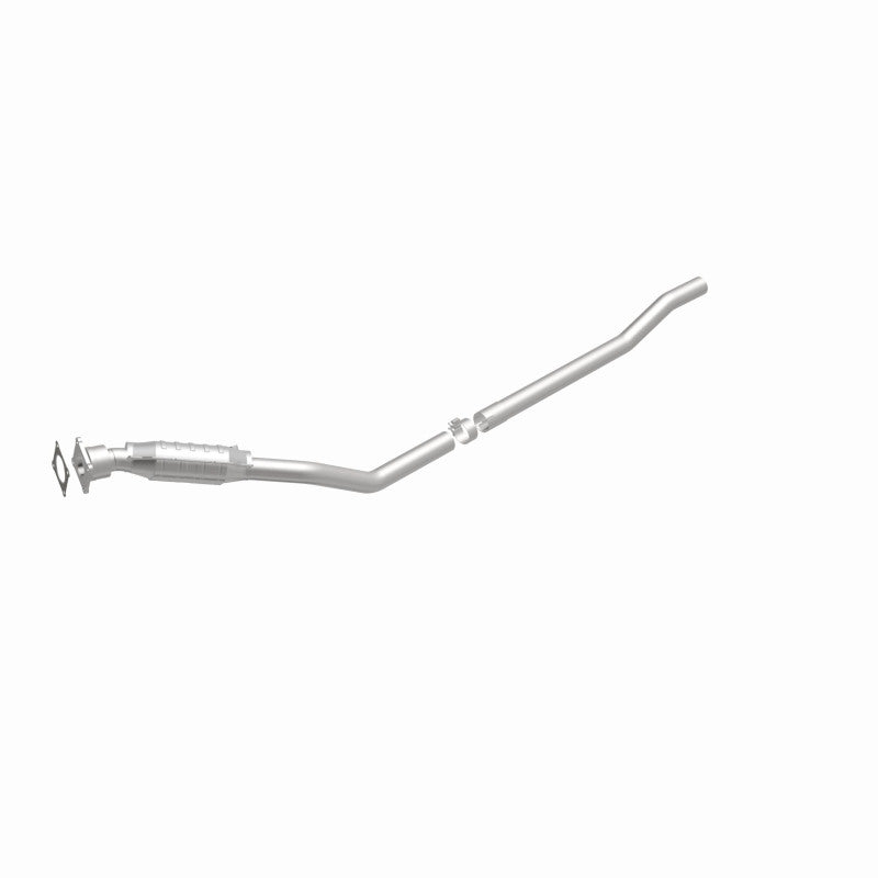 MagnaFlow Catalytic Converter for 01-03 Caravan/Voyager 3.3L - Easy Installation & Quality Performance