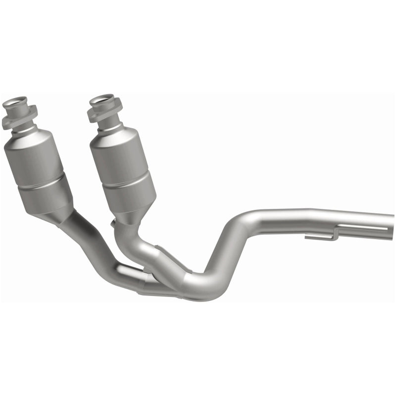 Magnaflow Catalytic Converter - Direct-Fit Front OEM 02-04 GrCherokee I6