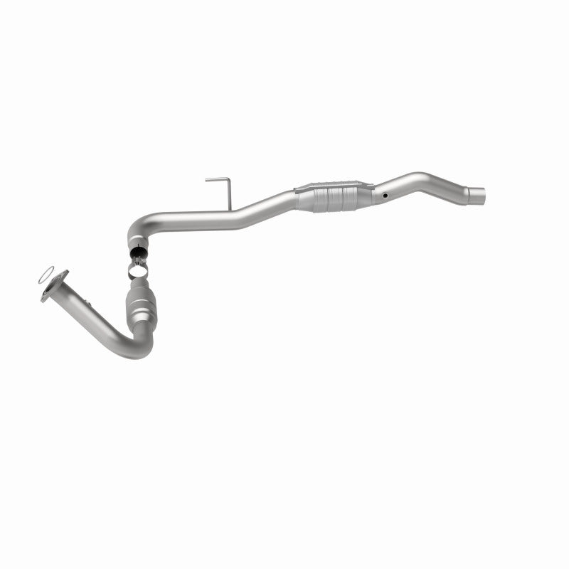 Magnaflow Direct-Fit Catalytic Converter 49667 for GM 6L 01-02 2500 Silverado