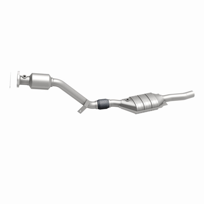 Magnaflow Direct-Fit Catalytic Converter for 2000-2005 Volkswagen Passat 2.8L