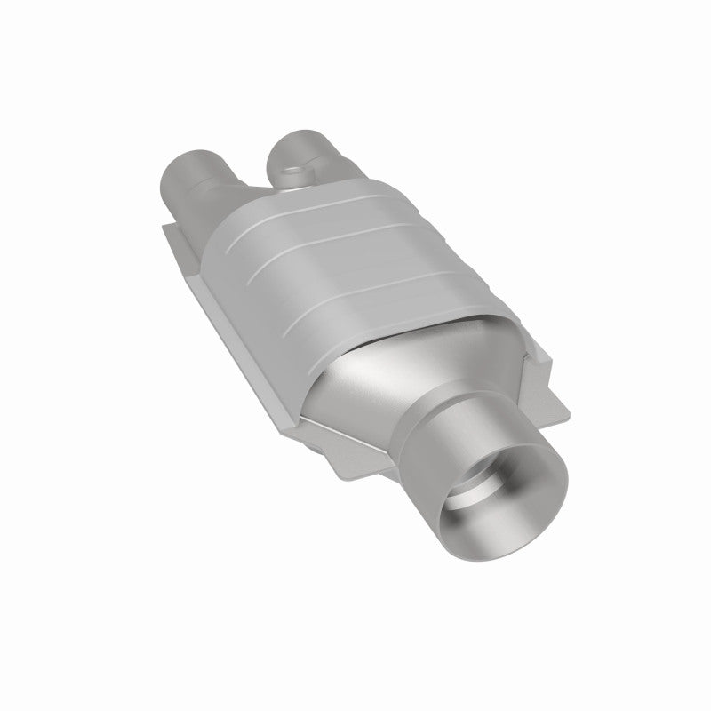 Magnaflow Catalytic Converter Universal 3 Inch/2 Inch Single/Dual with O2 Compatible with 1996-2002 Chevrolet Express 1500/2500 and GMC Savana 1500/2500 - OneFastShop