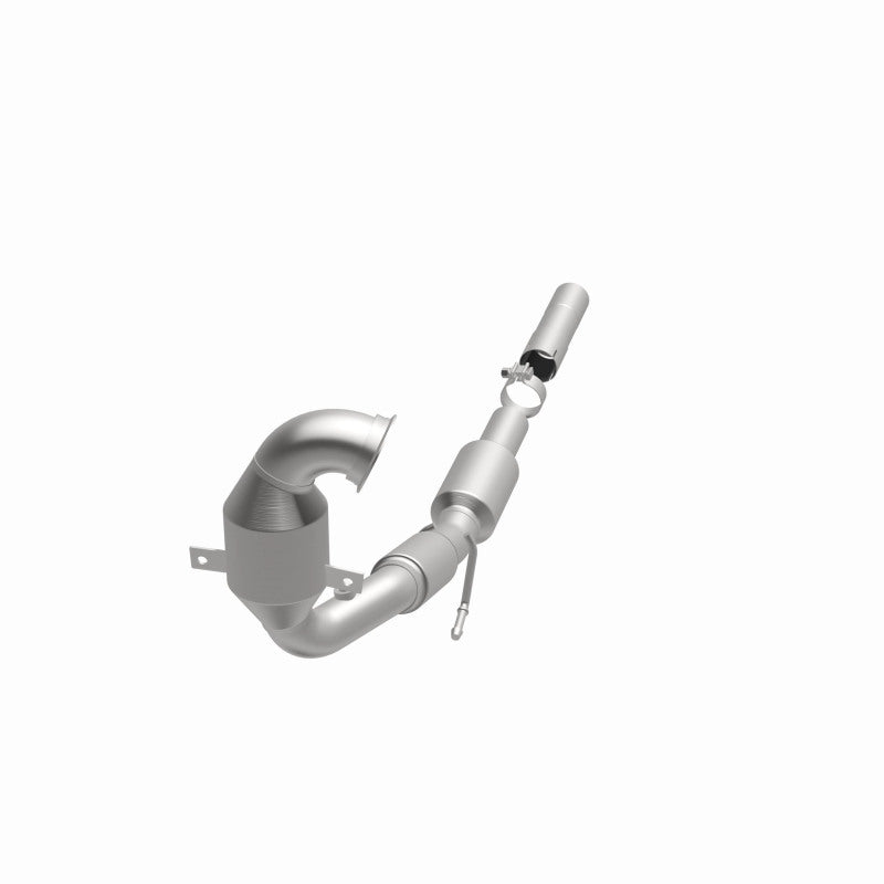 Magnaflow OEM Grade Direct-Fit Catalytic Converter for 15-17 Volkswagen Golf / GTI - OneFastShop
