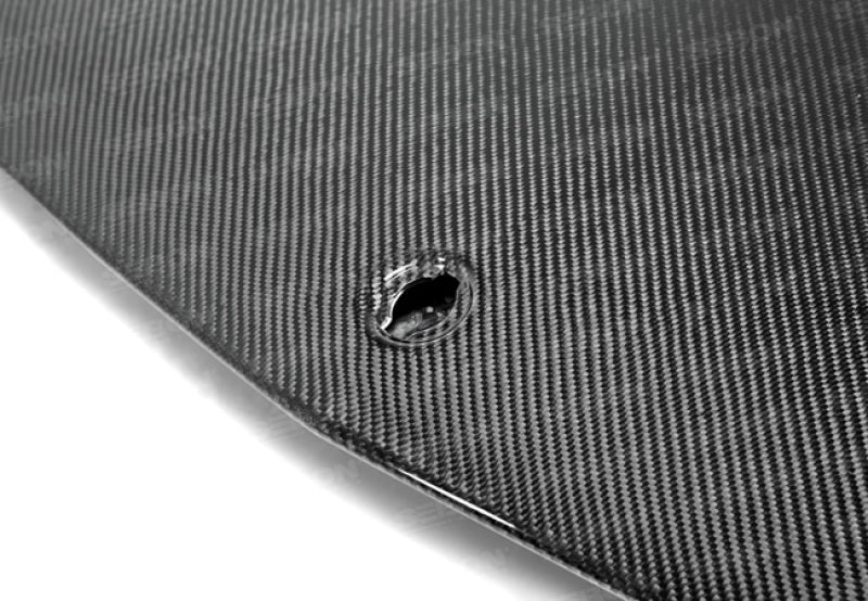Seibon OEM-Style Carbon Fiber Hood for 07-11 Mercedes Benz C-Class