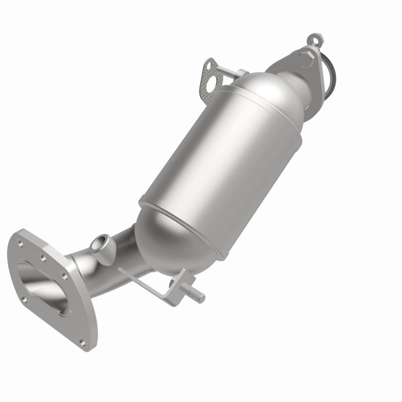 Magnaflow OEM Grade Federal/EPA Compliant Catalytic Converter for Lexus RX 350h V6-3.5