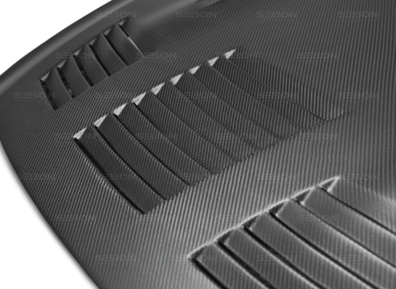Seibon GTII Dry Carbon Hood for Nissan GTR R35 (09-15)