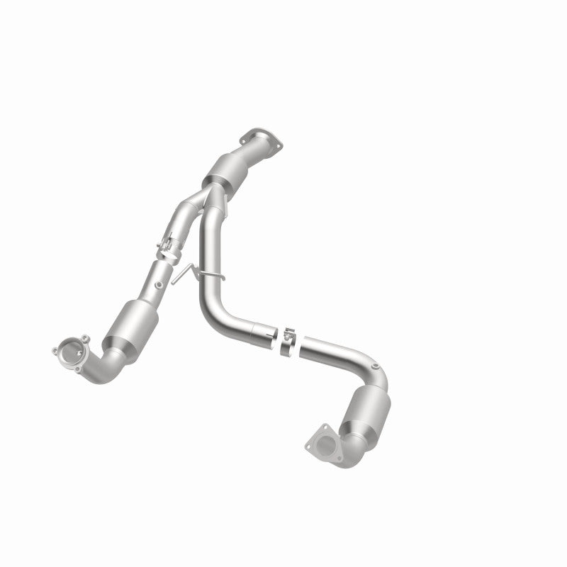 Magnaflow Direct Fit Catalytic Converter for 12-17 Chevrolet Express 3500 6.0L - OneFastShop
