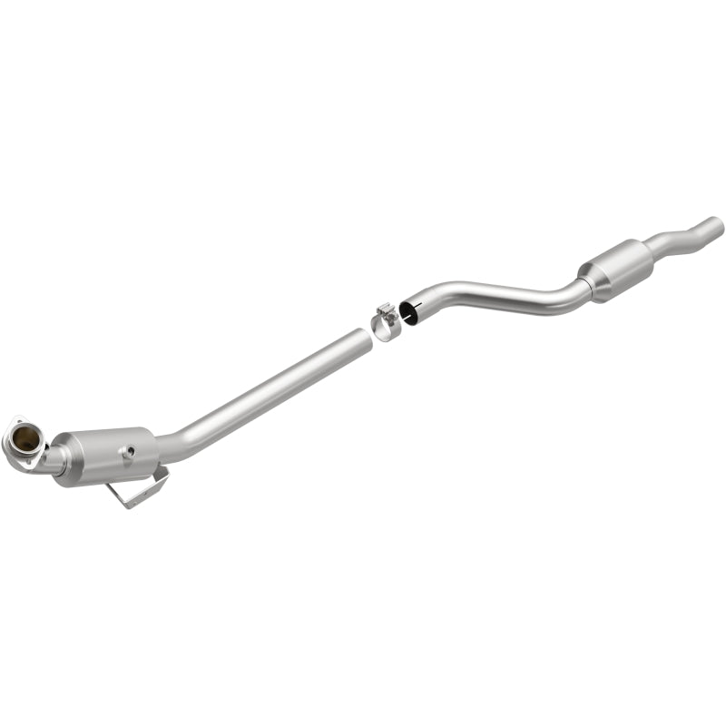 Magnaflow Conv Direct Fit 10-12 Mercedes-Benz GLK350 V6 3.5 OEM Underbody Catalytic Converter - OneFastShop