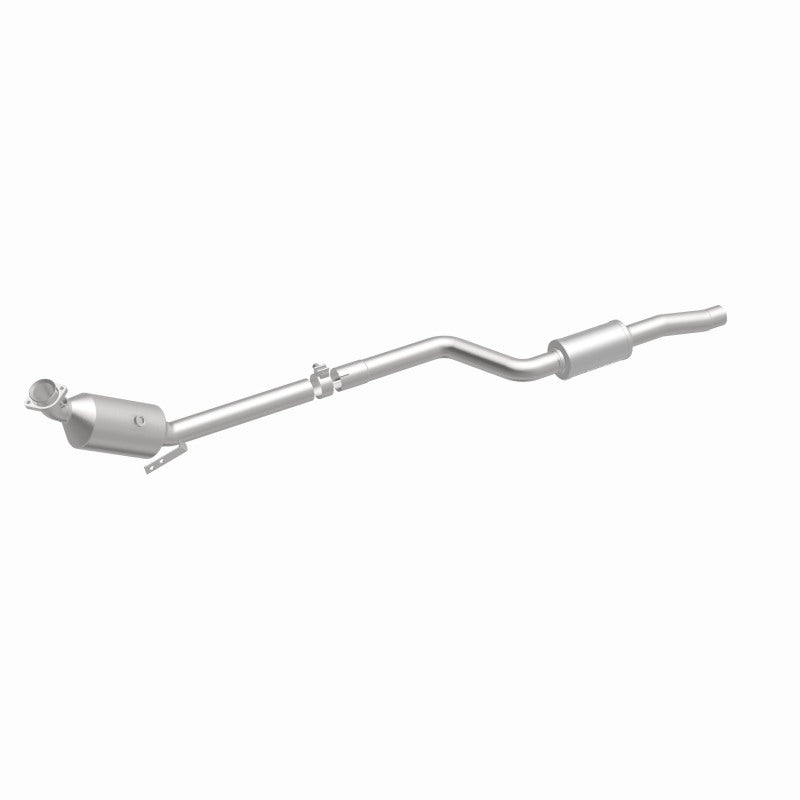 Magnaflow OEM Grade Direct Fit Catalytic Converter for Mercedes-Benz C300 3.0L 11-12