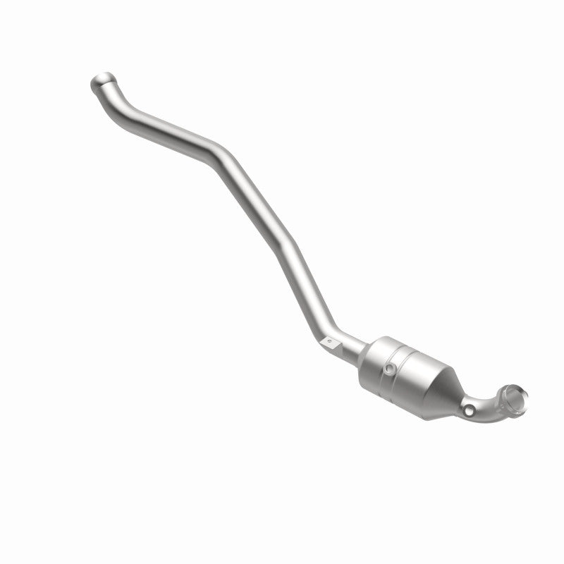 Magnaflow Conv DF 2006-2011 R350 3.5 L Underbody Easy Install