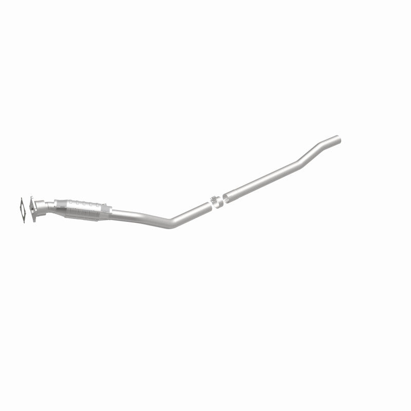 MagnaFlow Catalytic Converter for 01-03 Caravan/Voyager 3.3L - Easy Installation & Quality Performance