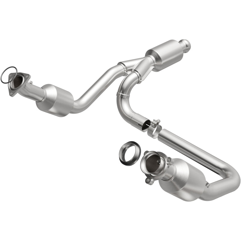 MagnaFlow OEM-Grade Direct-Fit Catalytic Converter - Chevrolet Silverado 1500 2014-2015 4.3L - Underbody