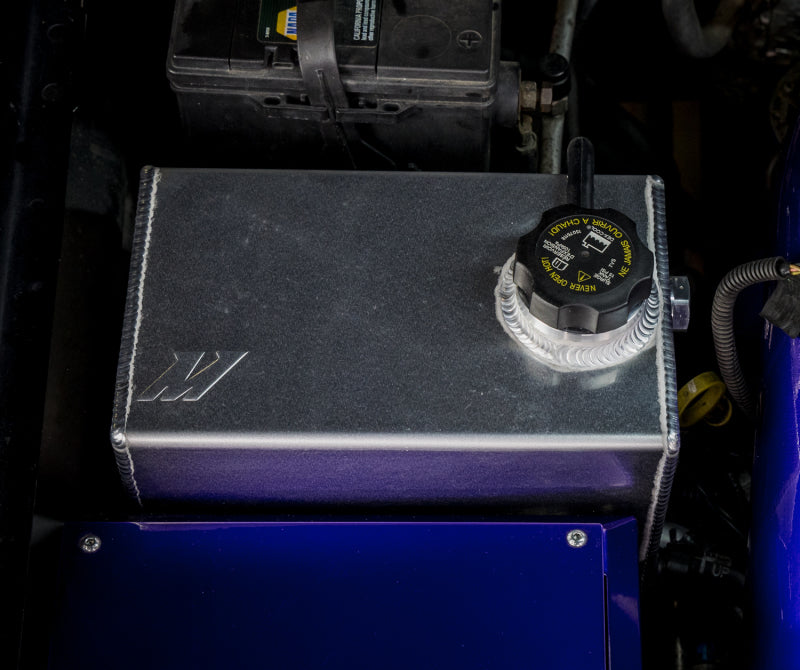 Mishimoto Degas Tank Black 01-07 Chevy GMC 6.6L Duramax