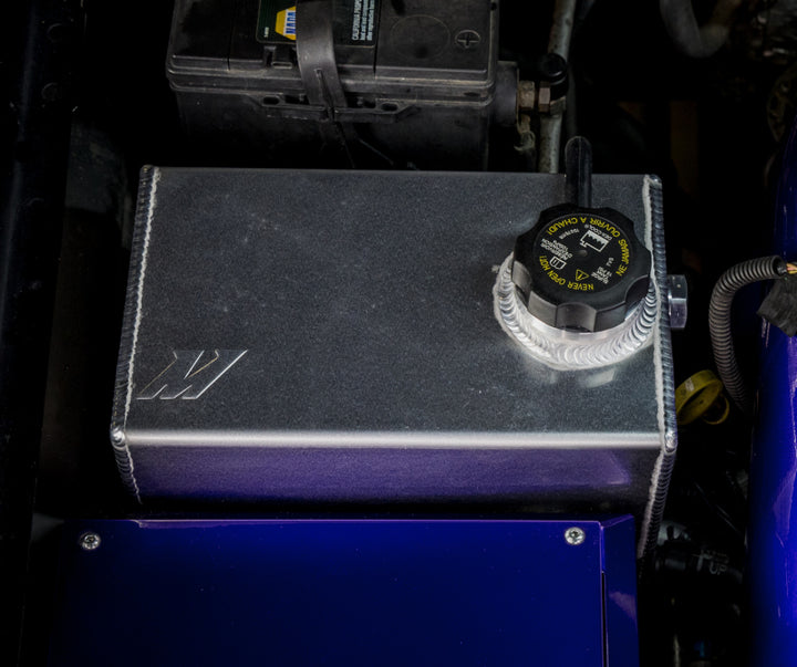 Mishimoto Aluminum Degas Tank for 01-07 Chevy/GMC 6.6L Duramax - Natural