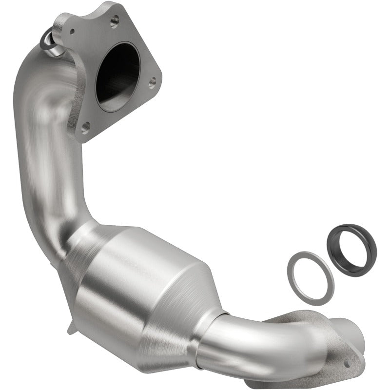 MagnaFlow Underbody Catalytic Converter - Nissan Juke / Sentra 2011-2019