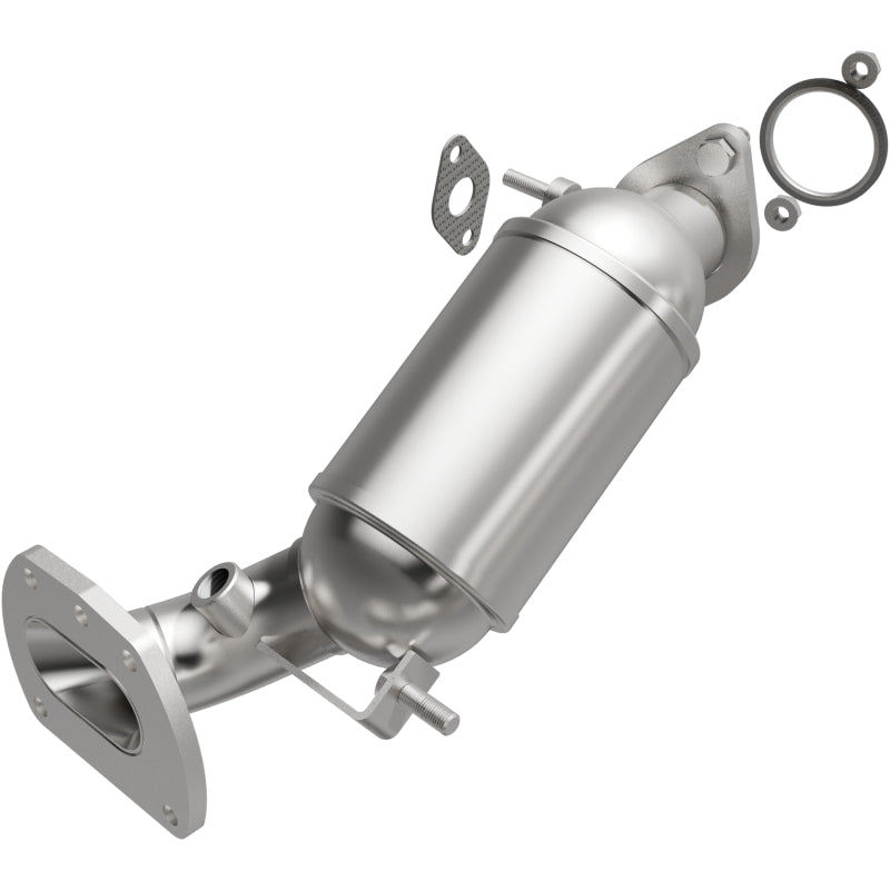Magnaflow OEM Grade Federal/EPA Compliant Catalytic Converter for Lexus RX 350h V6-3.5 - OneFastShop