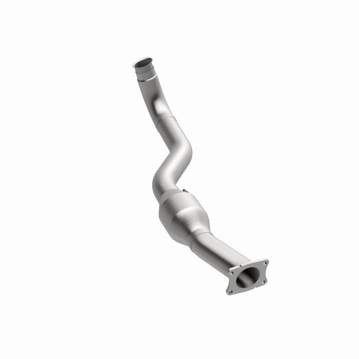 MagnaFlow Catalytic Converter for 01-05 GM Silv/Sierra 6.6L - Federal/EPA Compliant