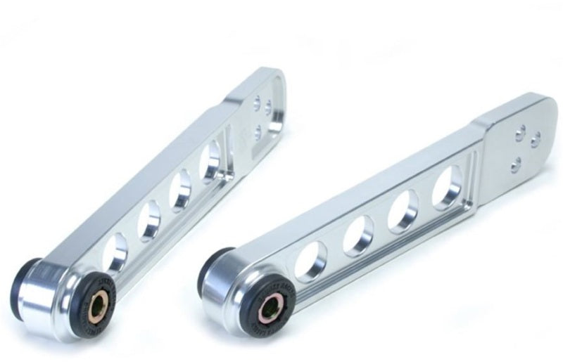 Skunk2 Rear Lower Control Arm Clear Anodized for 02-06 Honda Element and 02-06 Acura RSX (Includes Socket Tool)