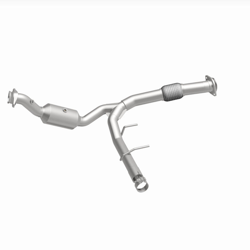 Magnaflow Catalytic Converter for Ford Expedition 3.5L - Right Underbody | EPA Compliant, Easy Install