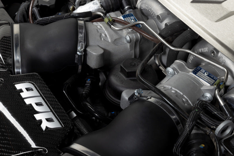 APR Carbon Fiber Intake System - Audi RS6 Avant / RS7 Sportback (C8) 4.0T 2021-2026, view 14