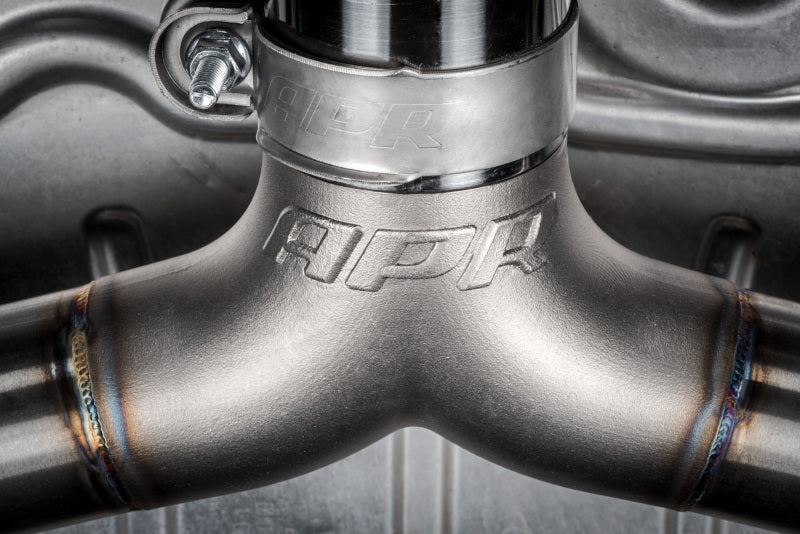 APR Stainless Steel Cat-Back Exhaust - Volkswagen GTI (MK7.5) 2020-2021 - Polished Tips, view 12