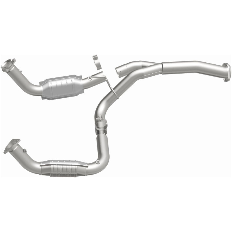 MagnaFlow Direct-Fit Catalytic Converter Chevy Silverado GMC Sierra 2500HD/3500HD